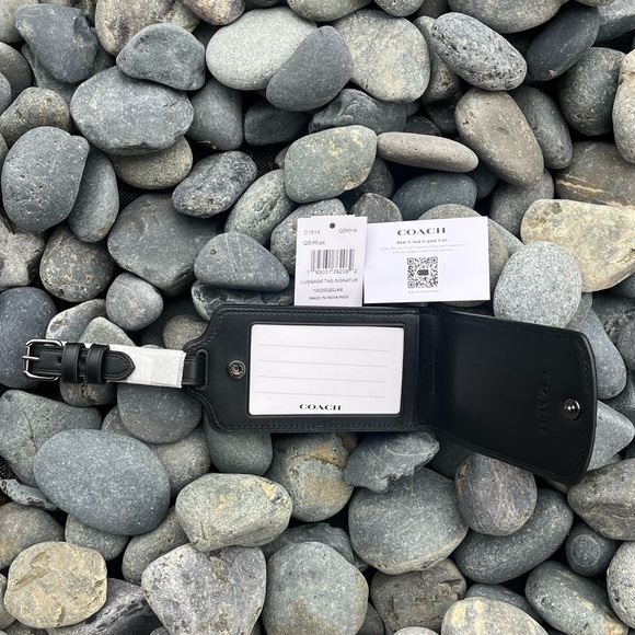 COACH Luggage Tag Signature Canvas Khaki Gunmetal Monogram Print Bag - Picture 2 of 4